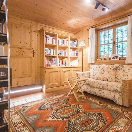 4br Chalet In Viehofen - What'app - 0034-635-520-036 - For Reservations! Villa *